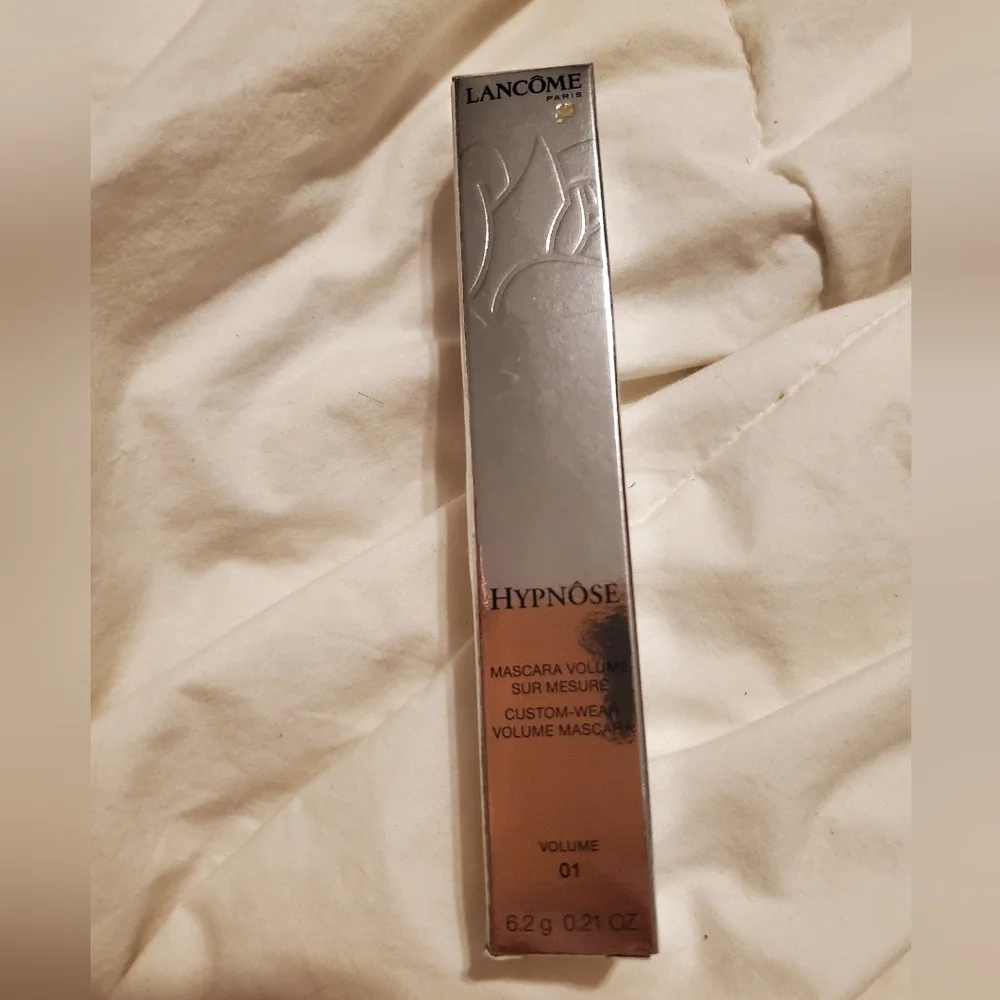 Lancome Custom-wear Volume Mascara 6.2g / 0.21oz #01 Noir Hypnotic